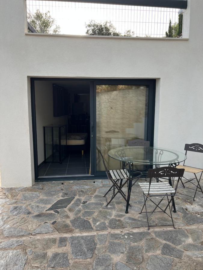 Rez de villa avec extérieur et plancha Taradeau Esterno foto